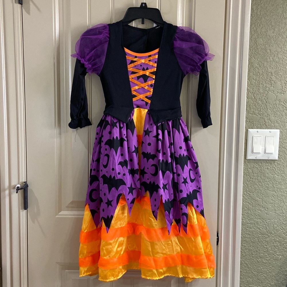 Girl’s Pullover Colorful Witch Costume.  EUC!